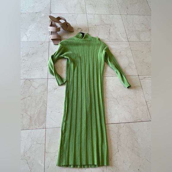 Zara Midi Stand Up Collar Dress - Picture 1 of 6